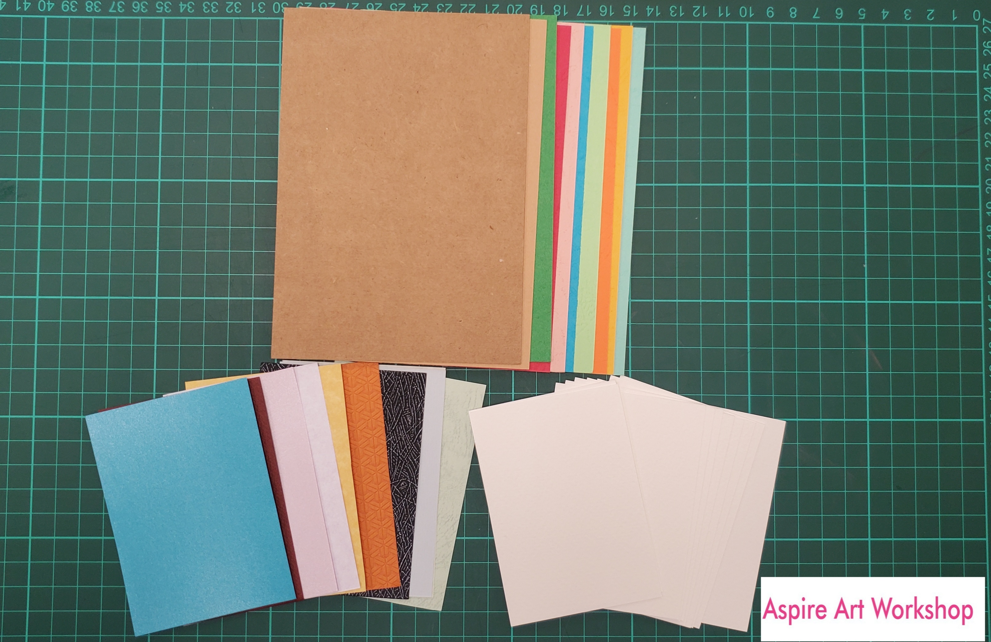 輕彩繪卡紙套張(小卡)