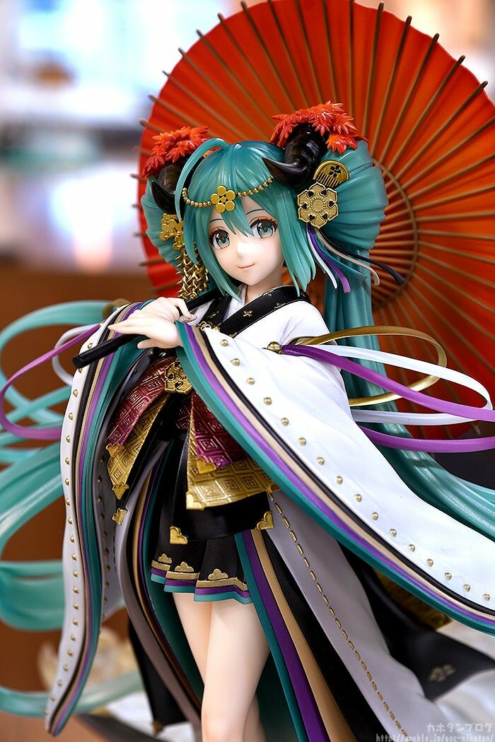 初音未來Land of the Eternal 1/7 FIGURE