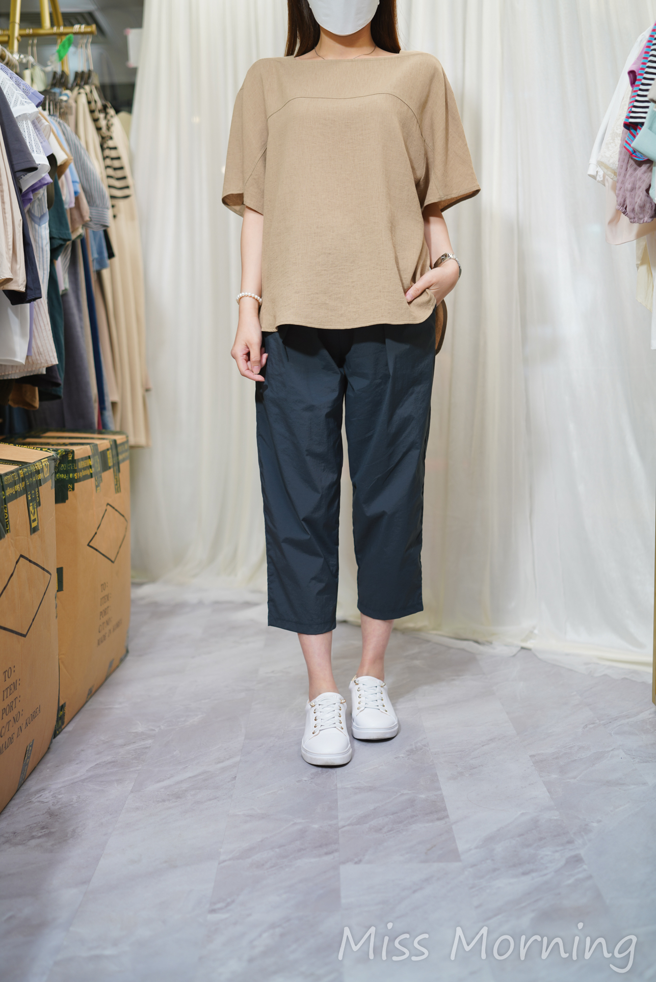 方領免燙麻料上衣(13961)