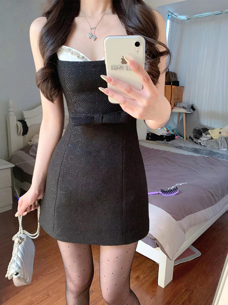 假2件收腰挺版 小香洋裝