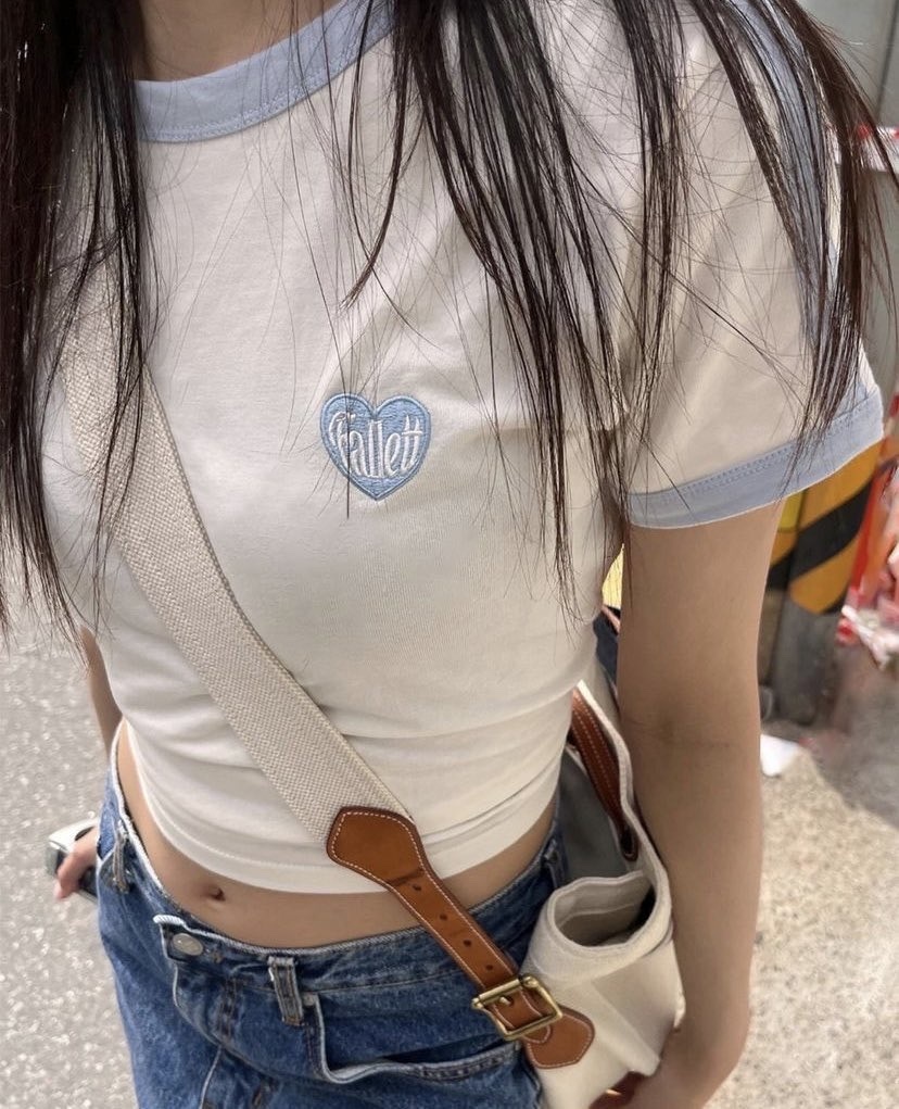 fallett - heart emblem ringer short sleeve (SKY BLUE)