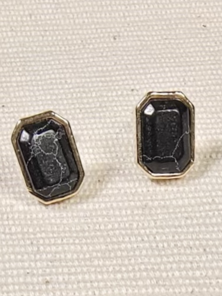 🌱仿雲石紋Emerald Cut耳環