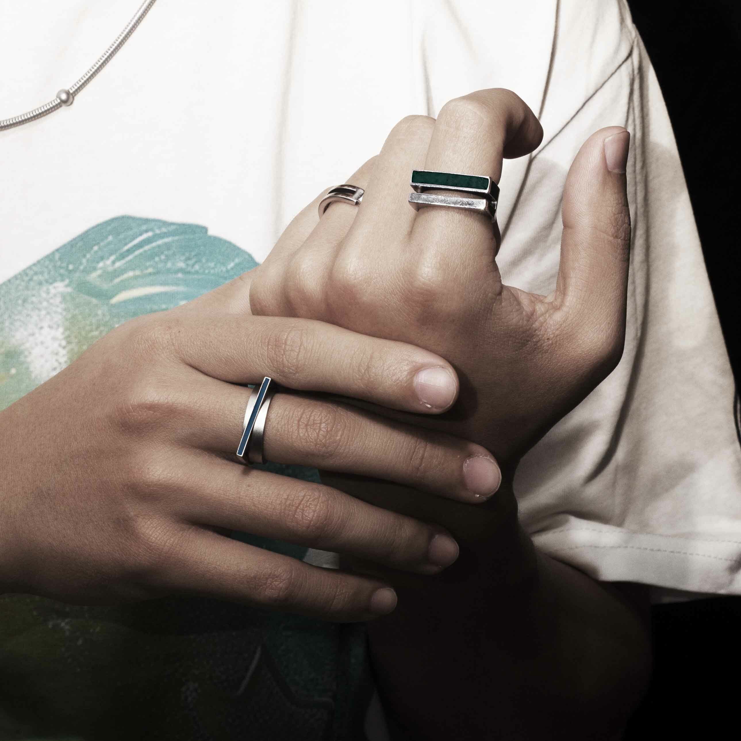 RECOVERY 分割平行戒指 (亮銀綠)