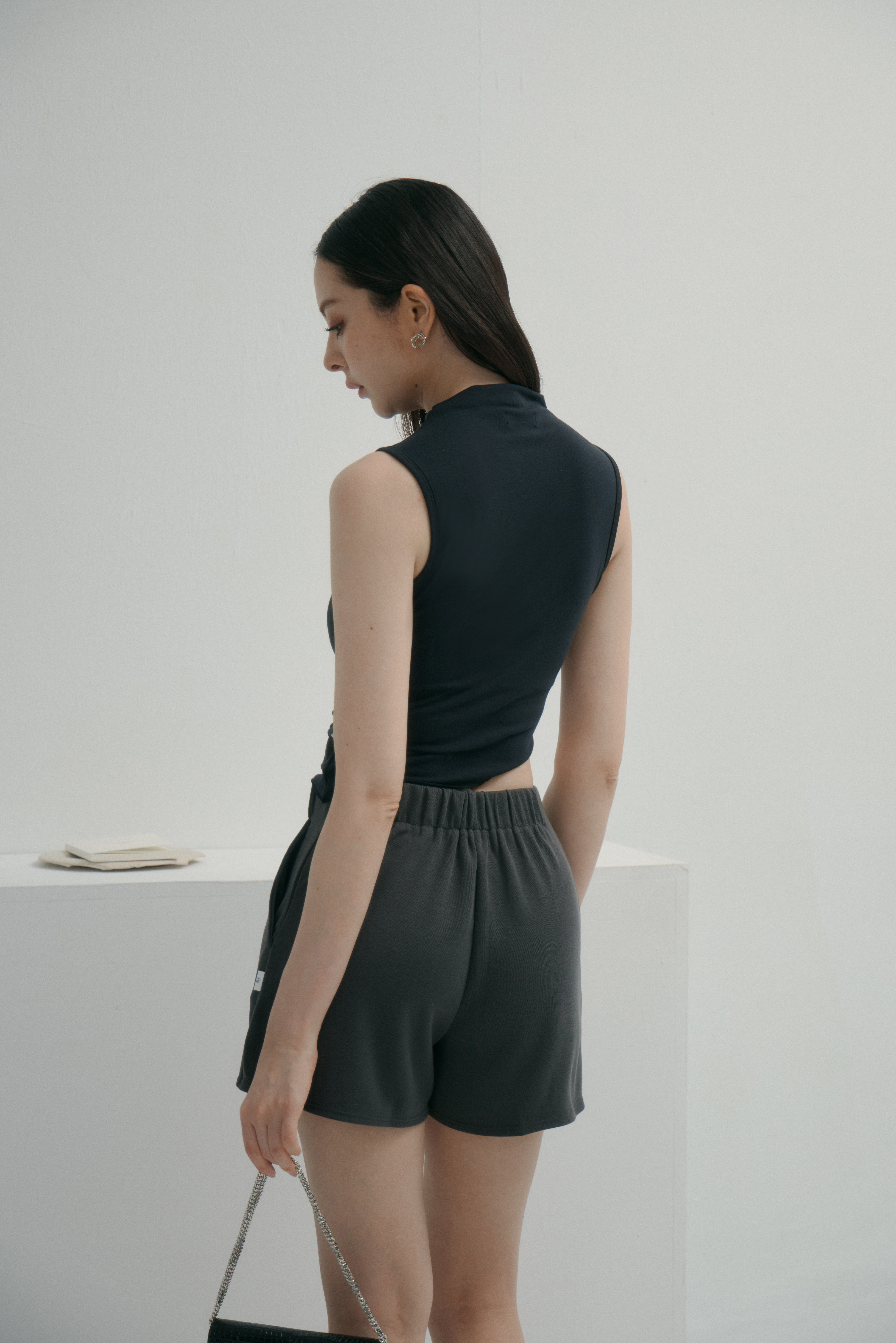 Shirred-Neck Tank Top- 黑