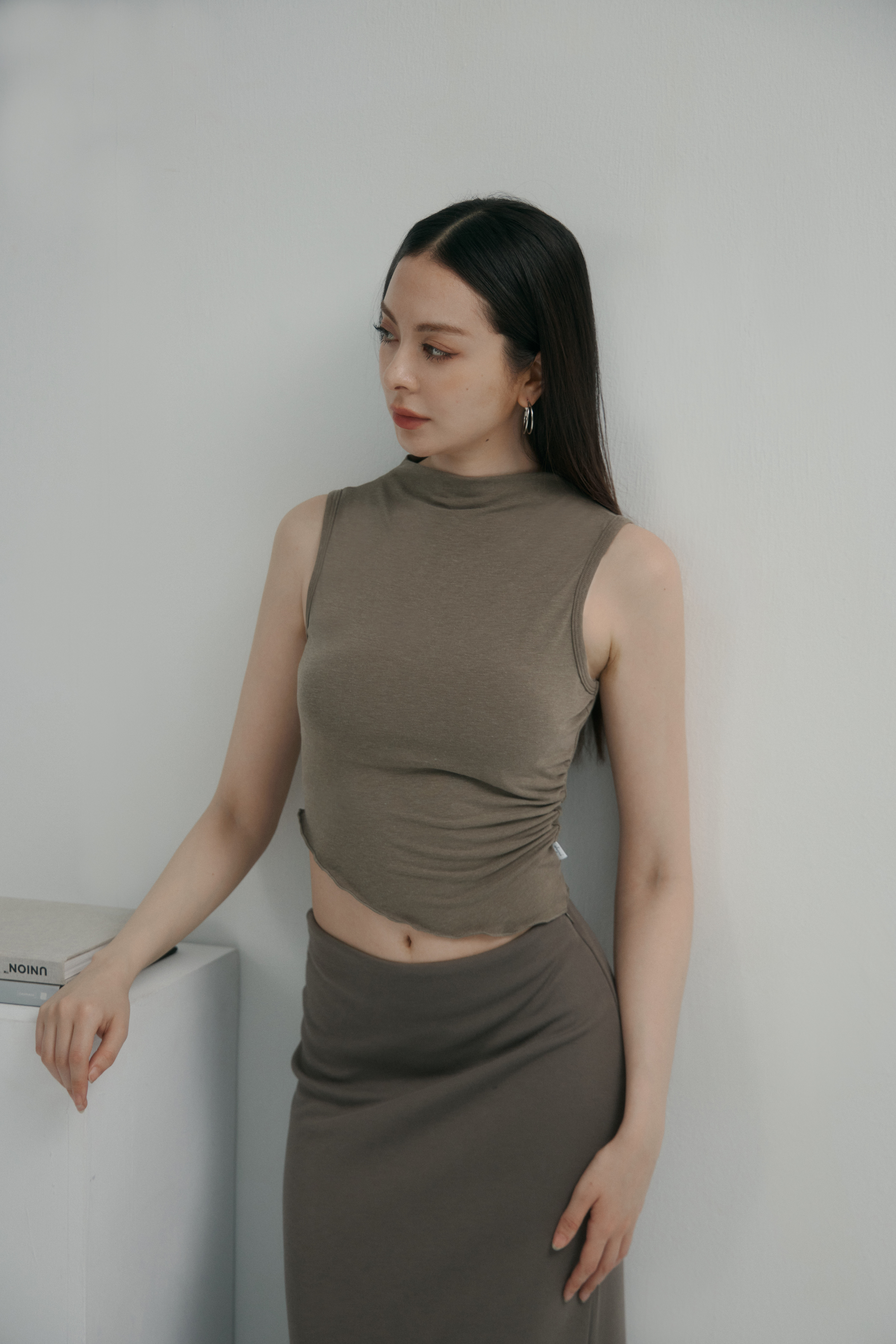 Shirred-Neck Tank Top- 咖啡