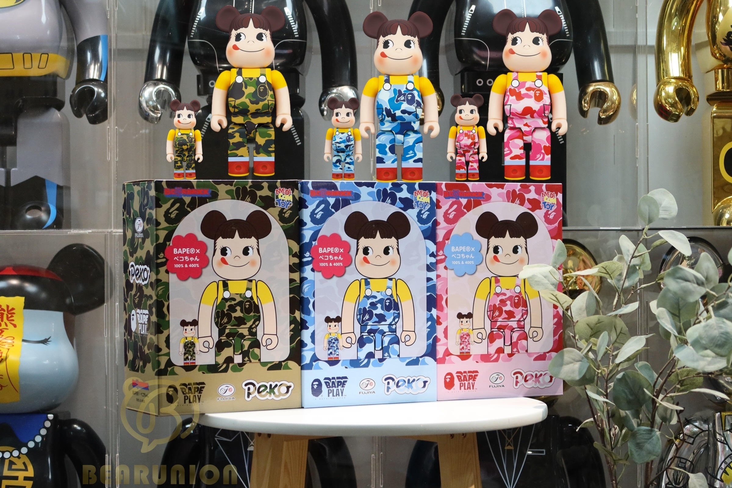 🥇現貨🥇Bearbrick 400% 100% PEKO 不二家 x BAPE SET OF 3