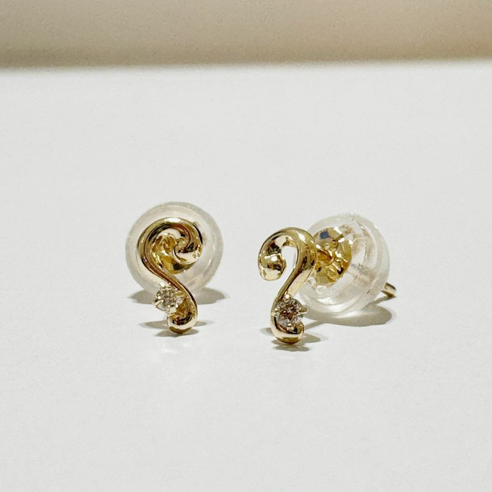 【me.luxe】K10彎彎2分鑽石耳環