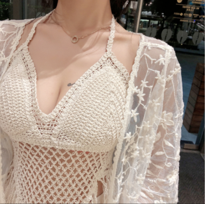 新款度假海邊吊帶裹胸(杏色）（均碼）