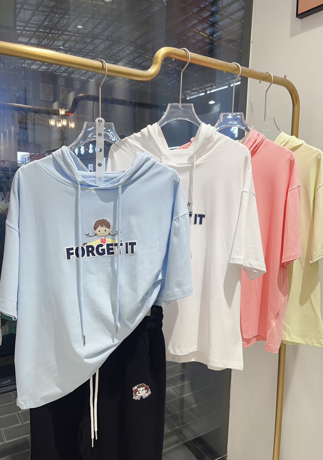 連帽短袖上衣可愛辮子小女孩-三色