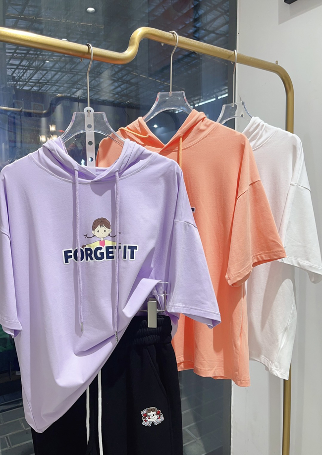 連帽短袖上衣可愛辮子小女孩-三色