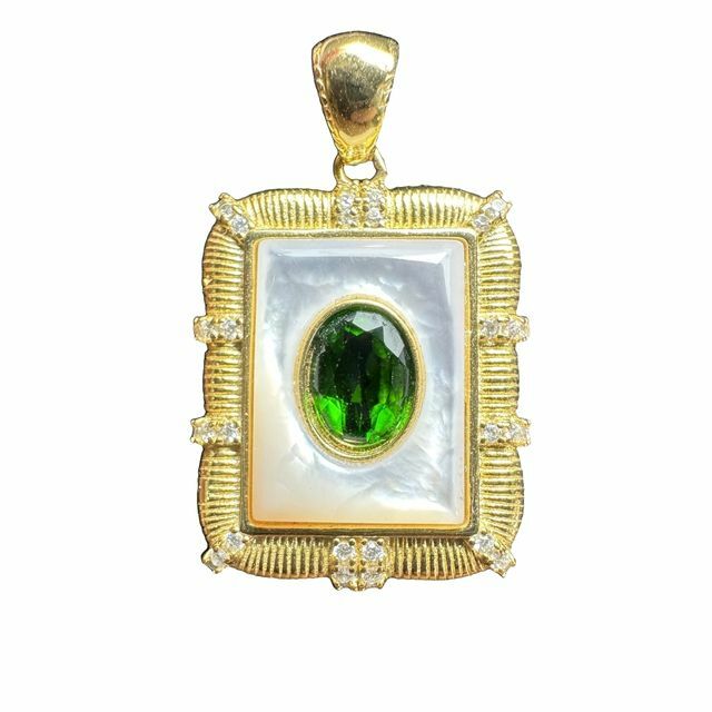 T45透輝石相框吊墜