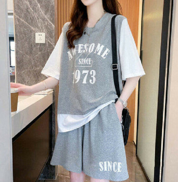 激抵假兩件休閒運動服套裝【灰色】 (尺碼：M-4XL碼) (下單後聯繫客服確認發貨尺碼)
