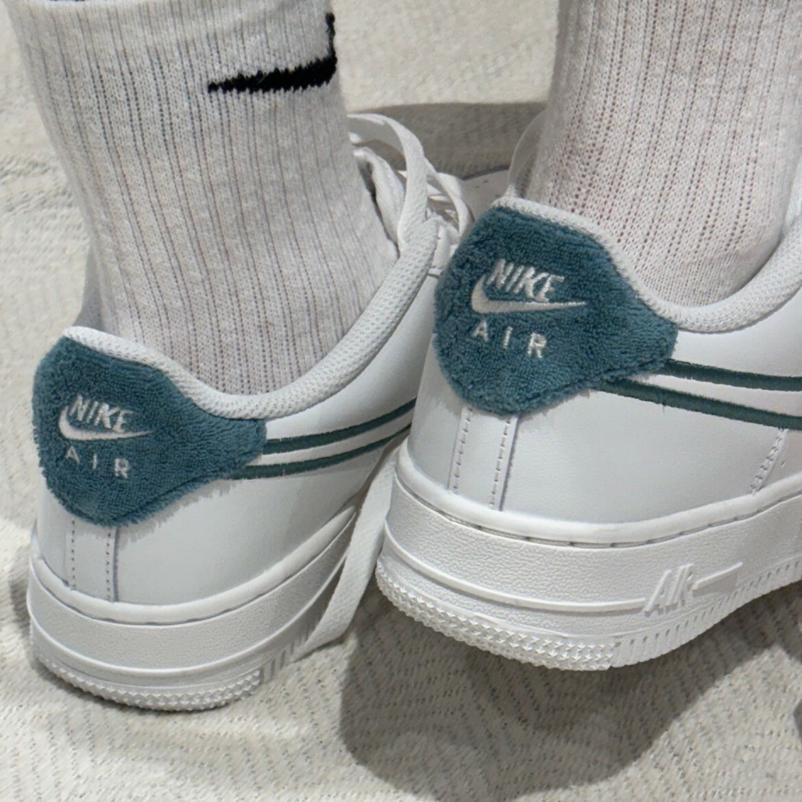 Nike Air Force 1 LV8 Resort And Sport 湖水綠 白底 刺繡 麂皮 低筒休閒鞋 大童 女鞋