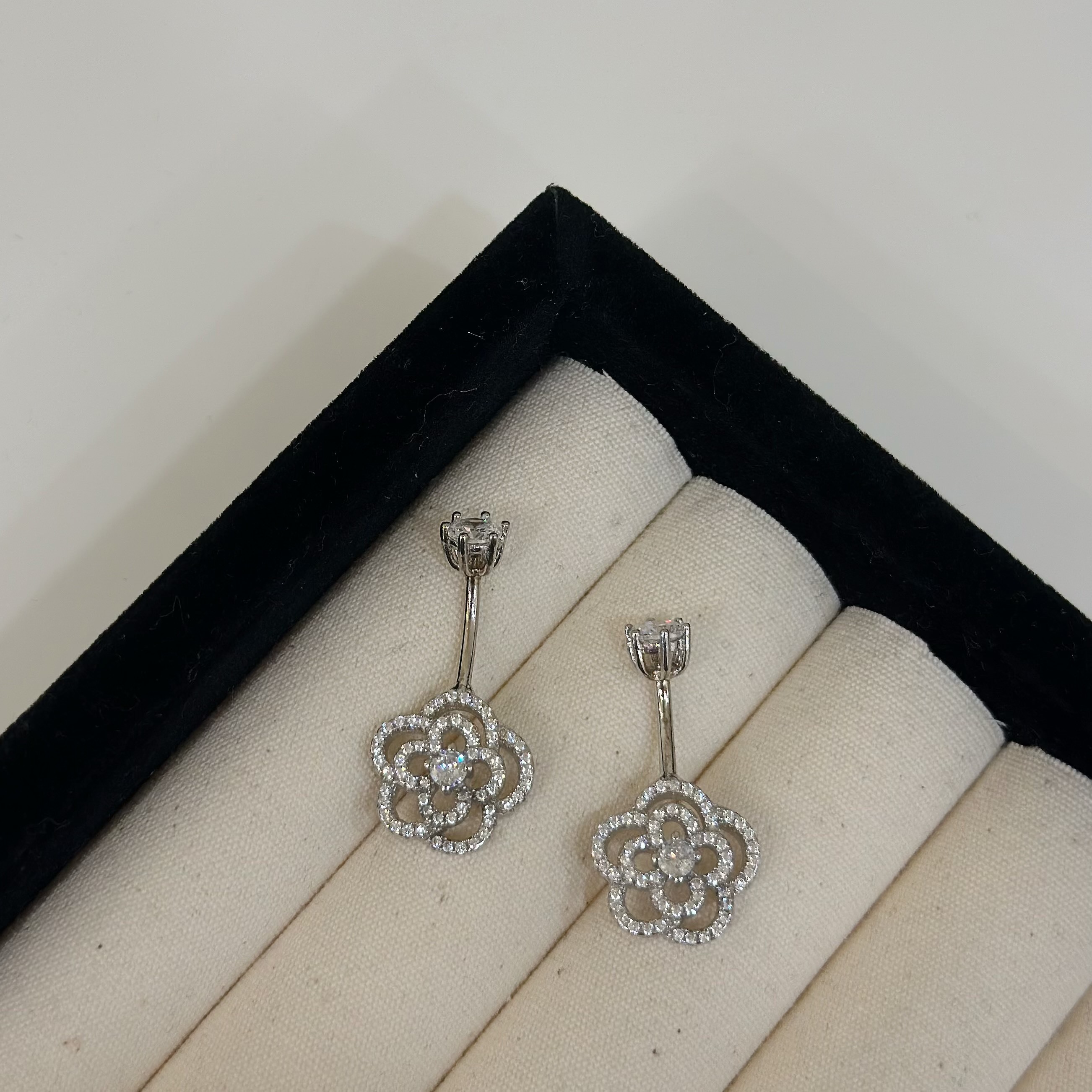 【純銀】滿鑽花朵肚環