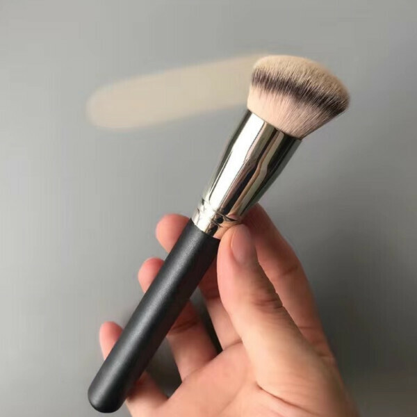 爆款軟毛美妝工具掃【170粉底刷】