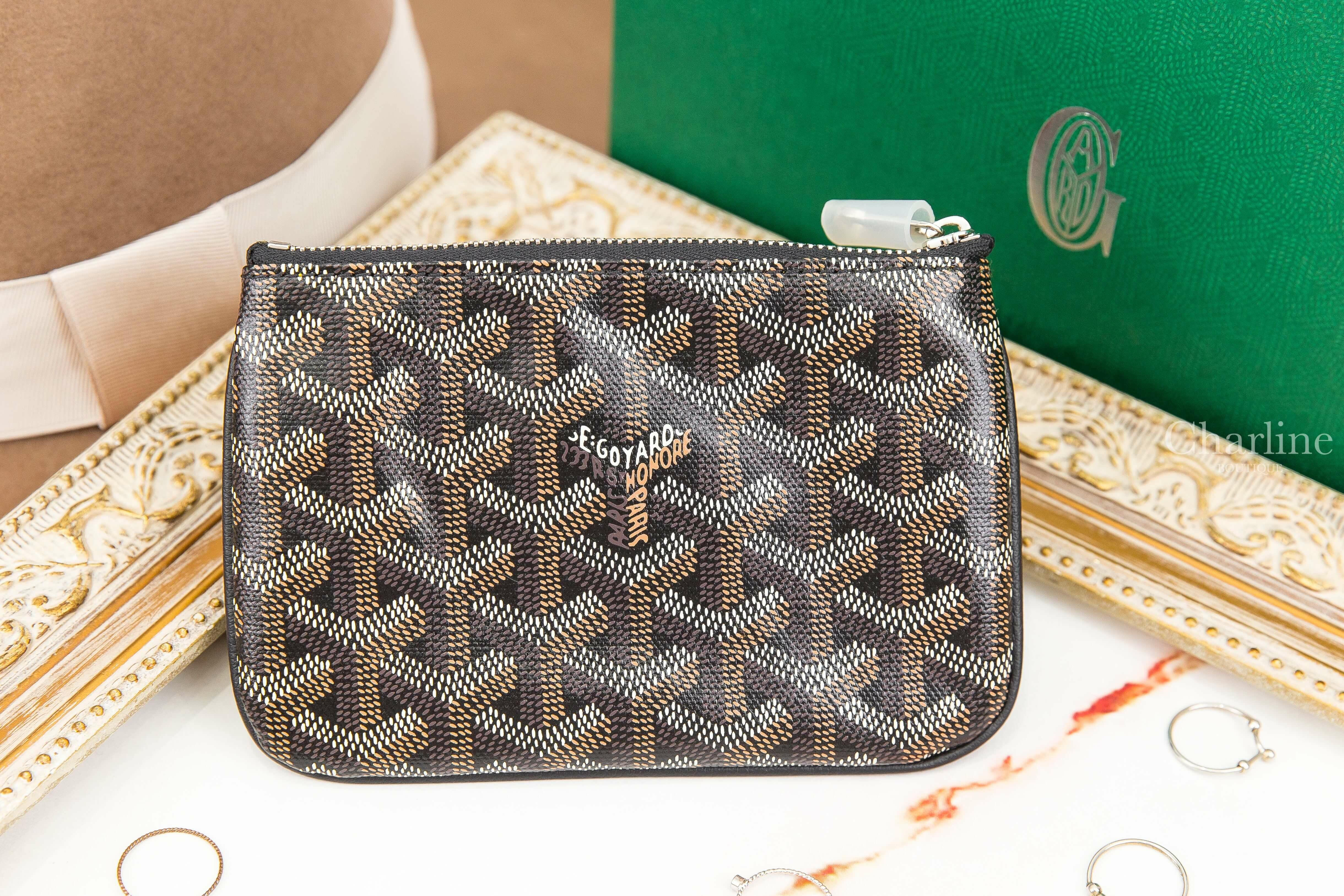 Goyard Sénat Mini Pouch 黑色迷你小牛皮黃色內裡銀色拉鍊零錢包-Charline Boutique 精品代購