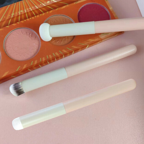 Round Head Concealer Lipstick Brush Multi-function Makeup Brush [Small Steamed Bun Baking Paint Tube (White Hair Lipstick Lip Brush)]