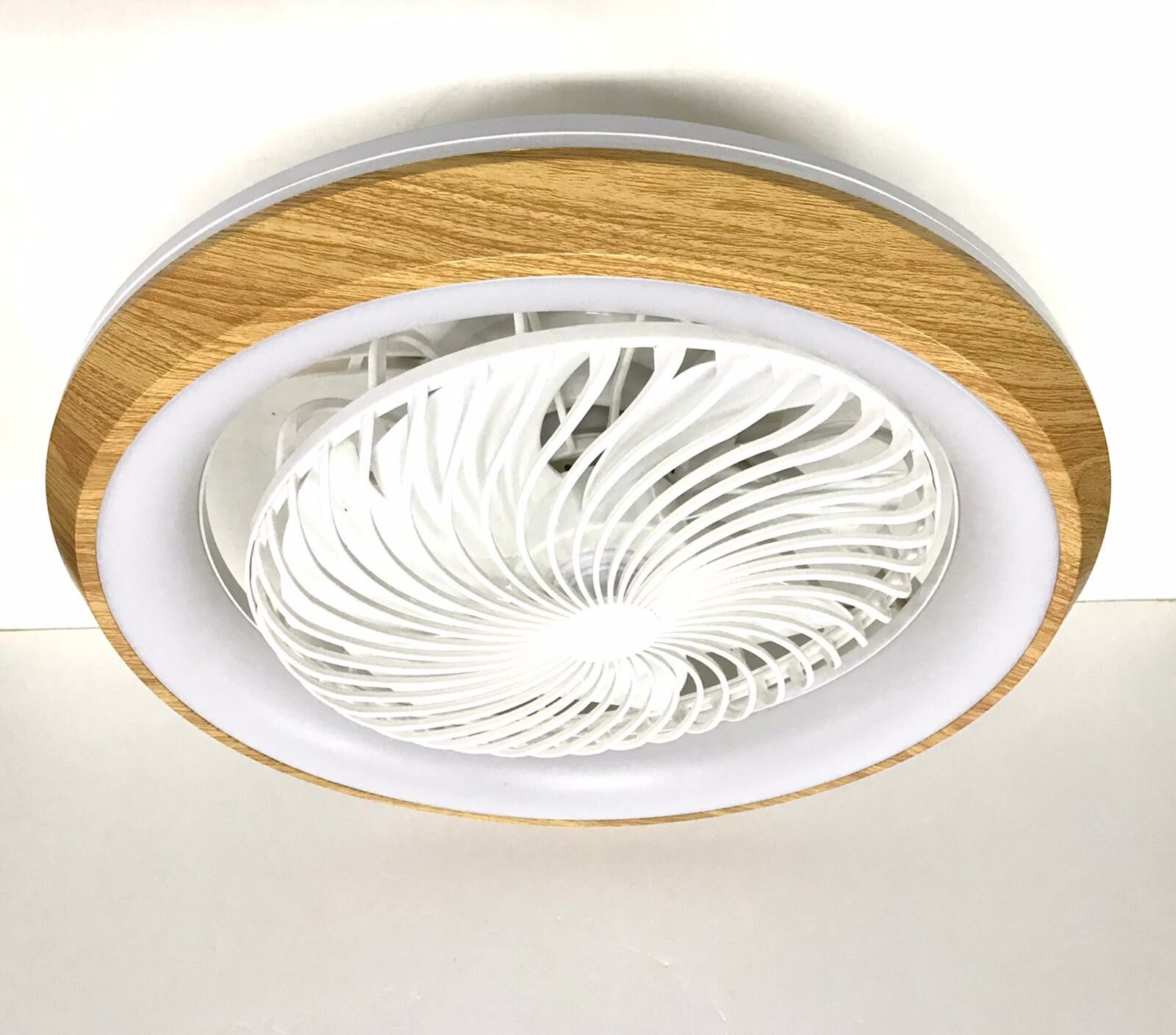 KaiRui WZ-008 一體化搖擺變頻摩打吸頂天花風扇燈