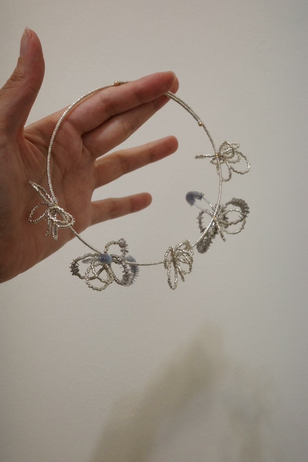 頸上星團的邀請函 - 銀