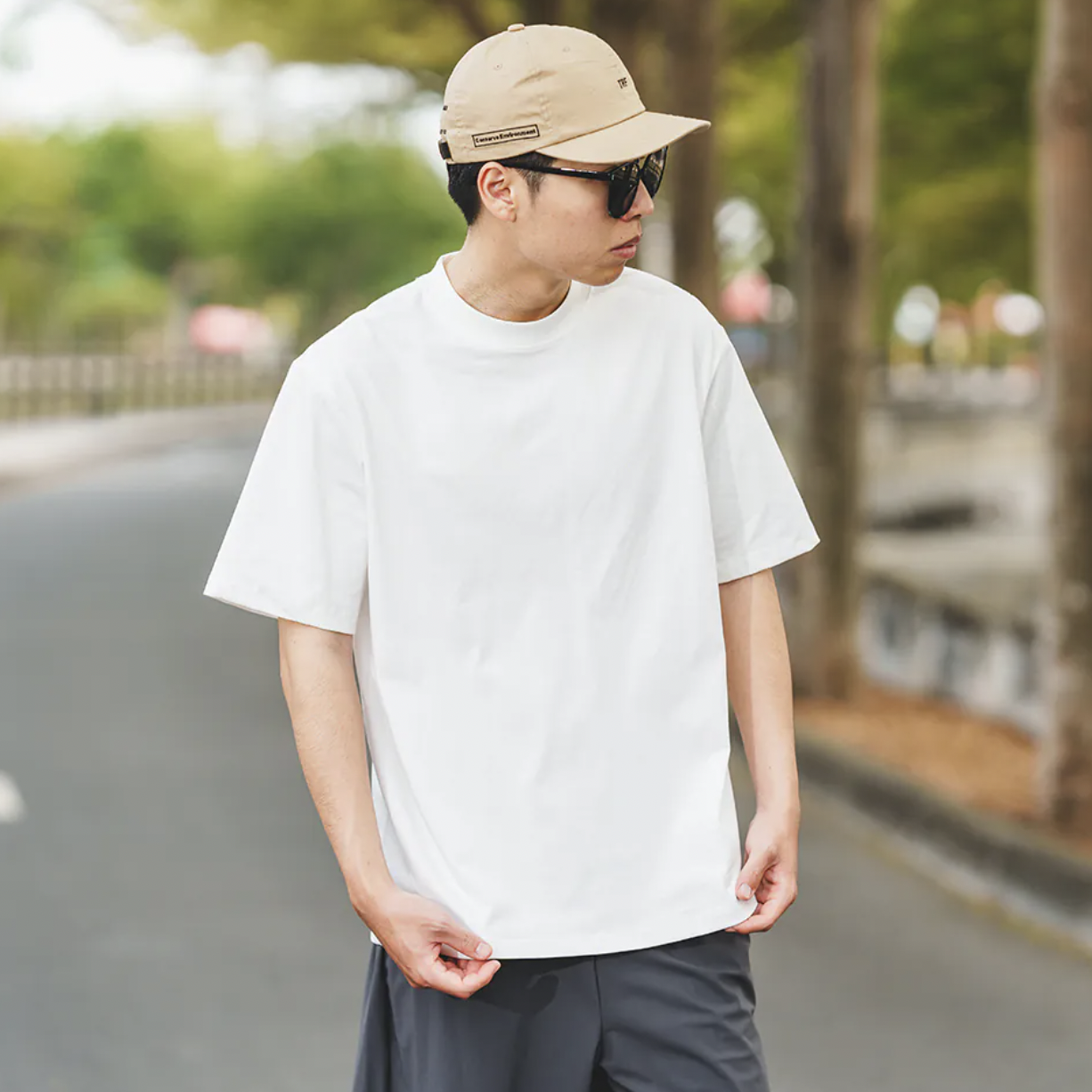 男模穿涼感冰絲速乾重磅短T白色