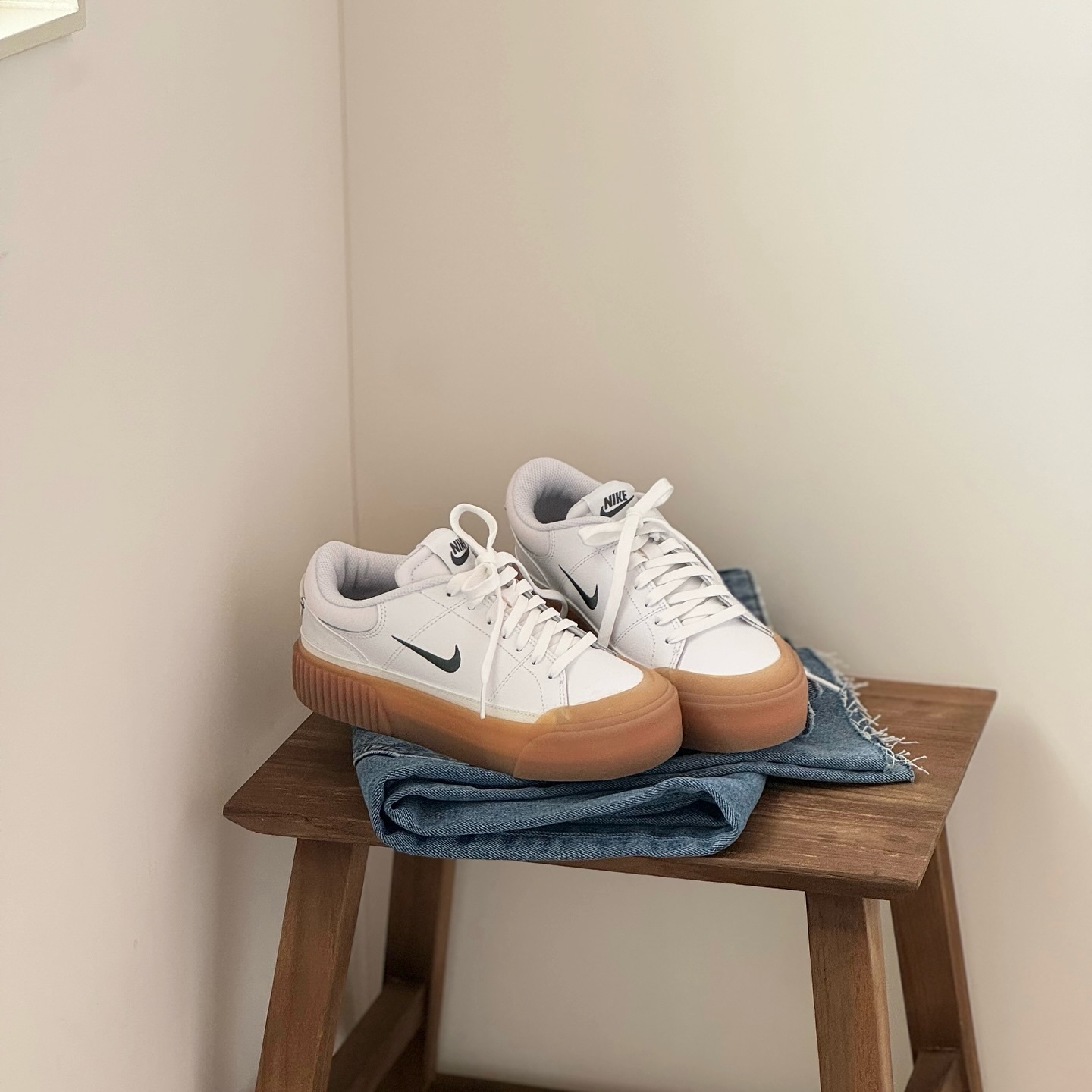 Nike Court Legacy Lift 白色 小勾 焦糖底 增高 厚底 FV5526-100