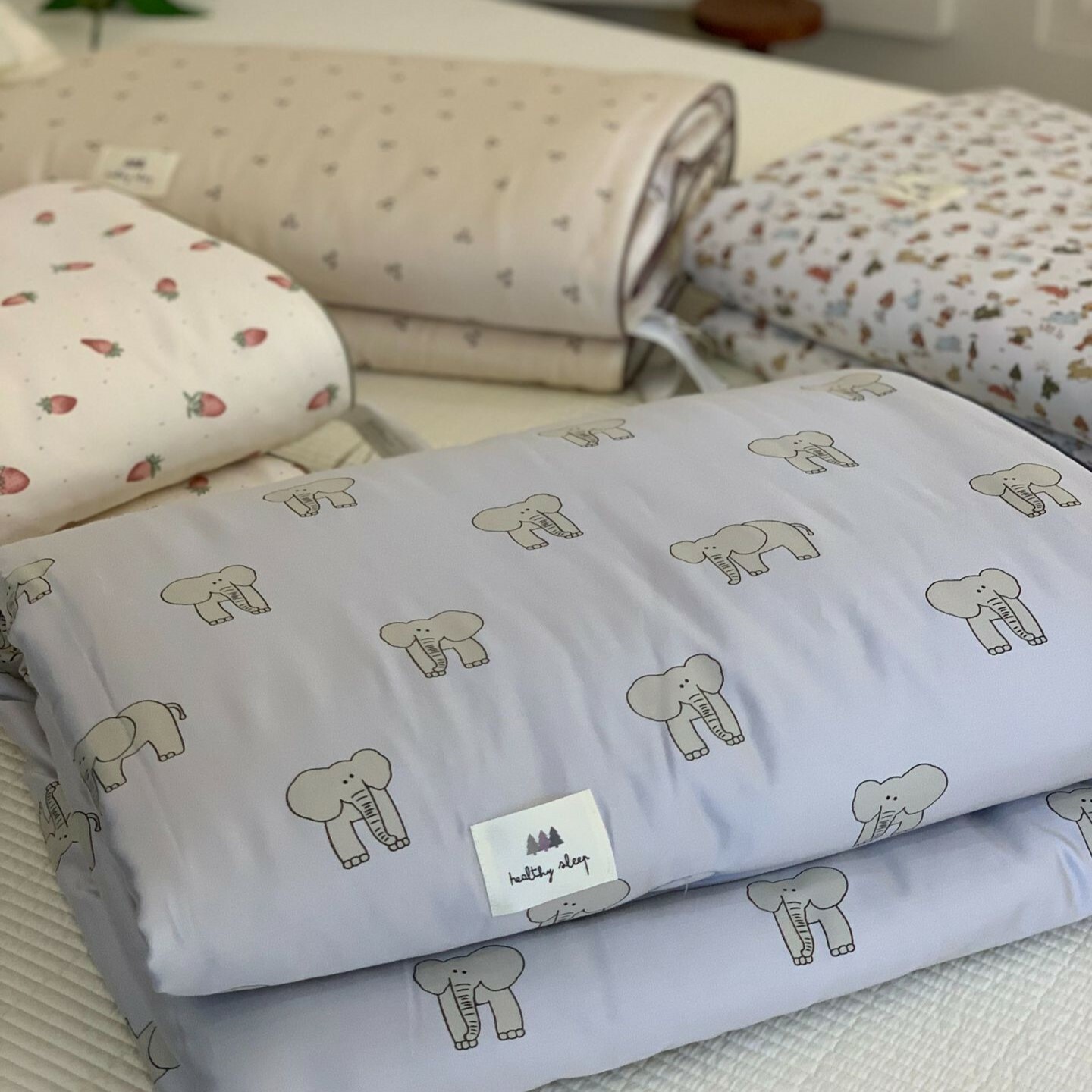 《4284》Ins夏季滿版小圖凉感纖維透氣涼被