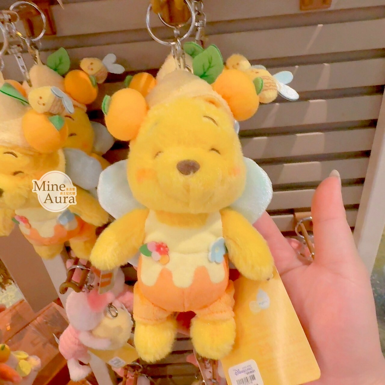 春日系列 小熊維尼 Winnie the Pooh 絨毛 鑰匙圈 吊飾 -香港迪士尼樂園