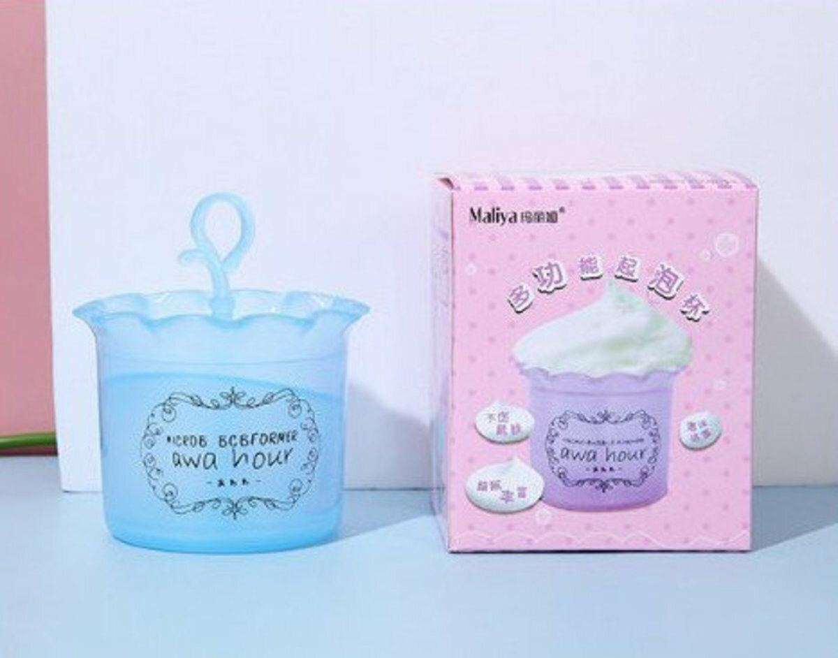 Facial cleanser frother, frothing device, hand-to-hand press foaming cup (random color, single)