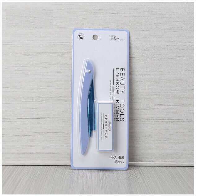 Folding eyebrow trimmer set