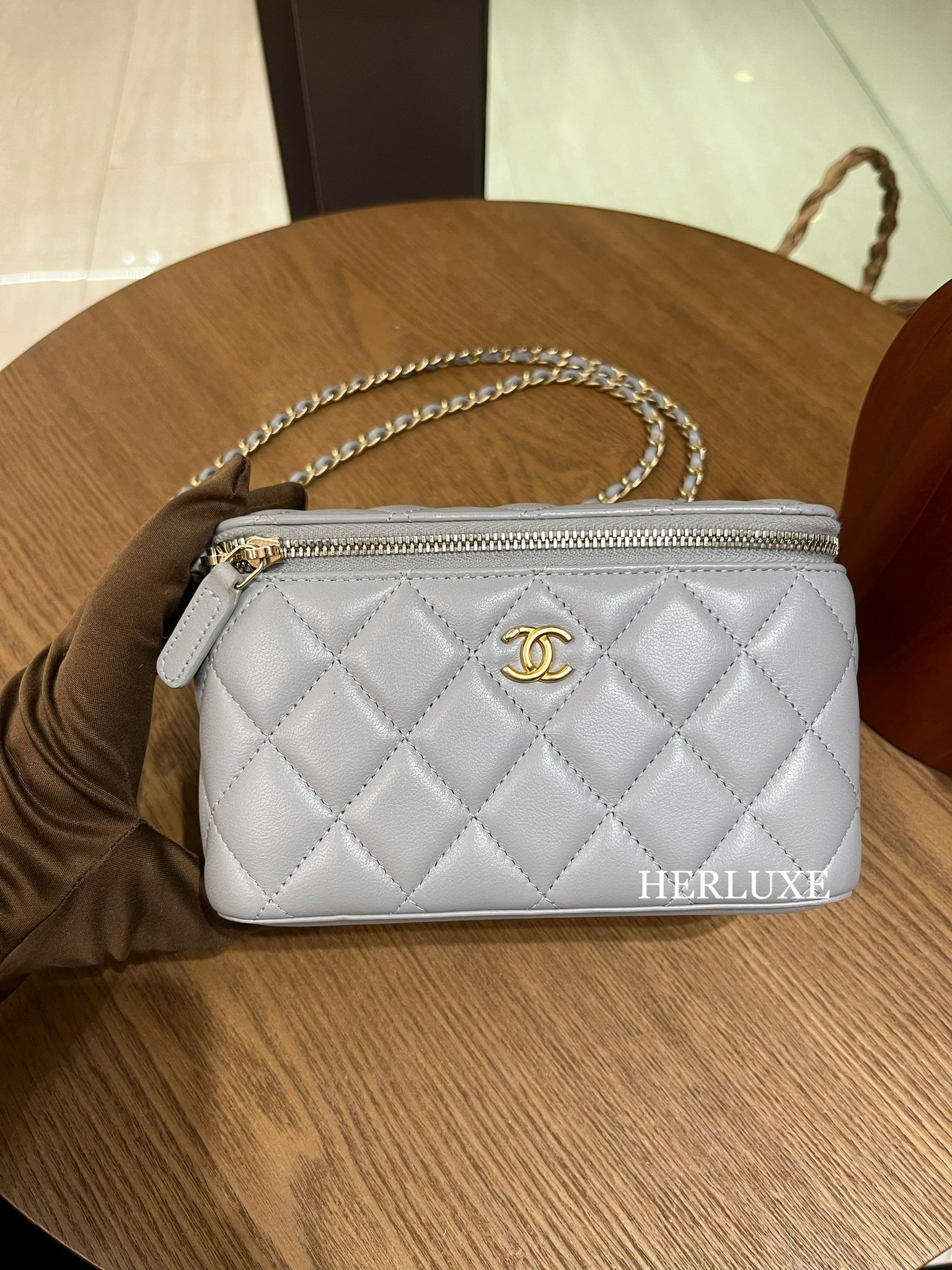 Chanel 金球方盒子 灰色 羊皮 98% new