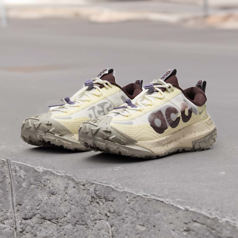 Nike ACG Mountain Fly 2 Low 米色 HF5700-121