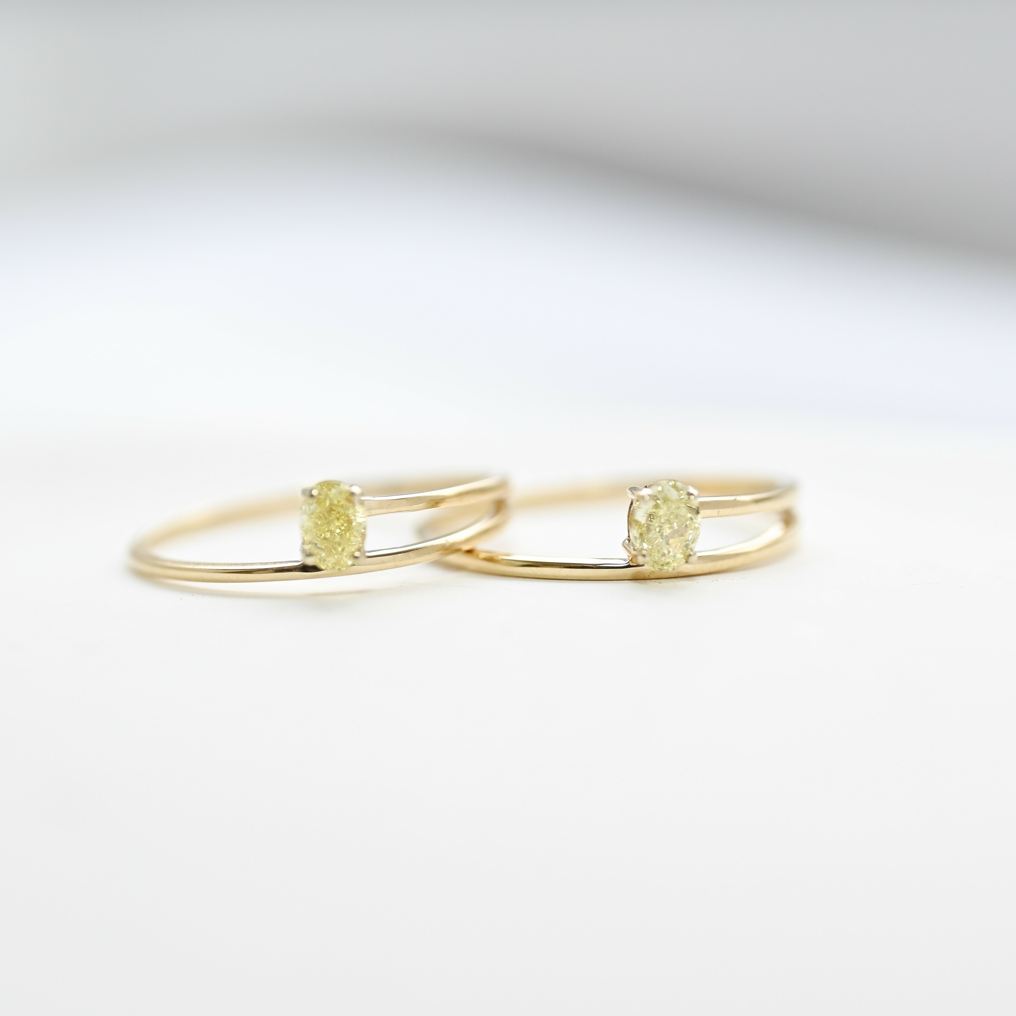 18K Yellow Diamond Ring