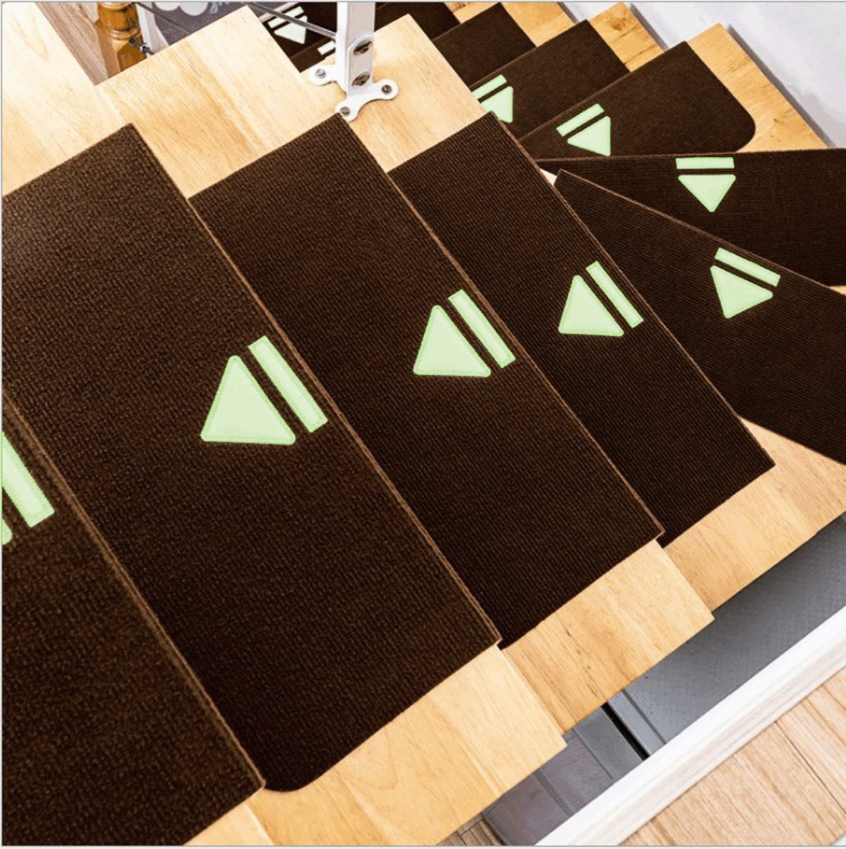 Anti-skid mat for indoor stairs at home (dark brown arrow mouth) [10 pieces]