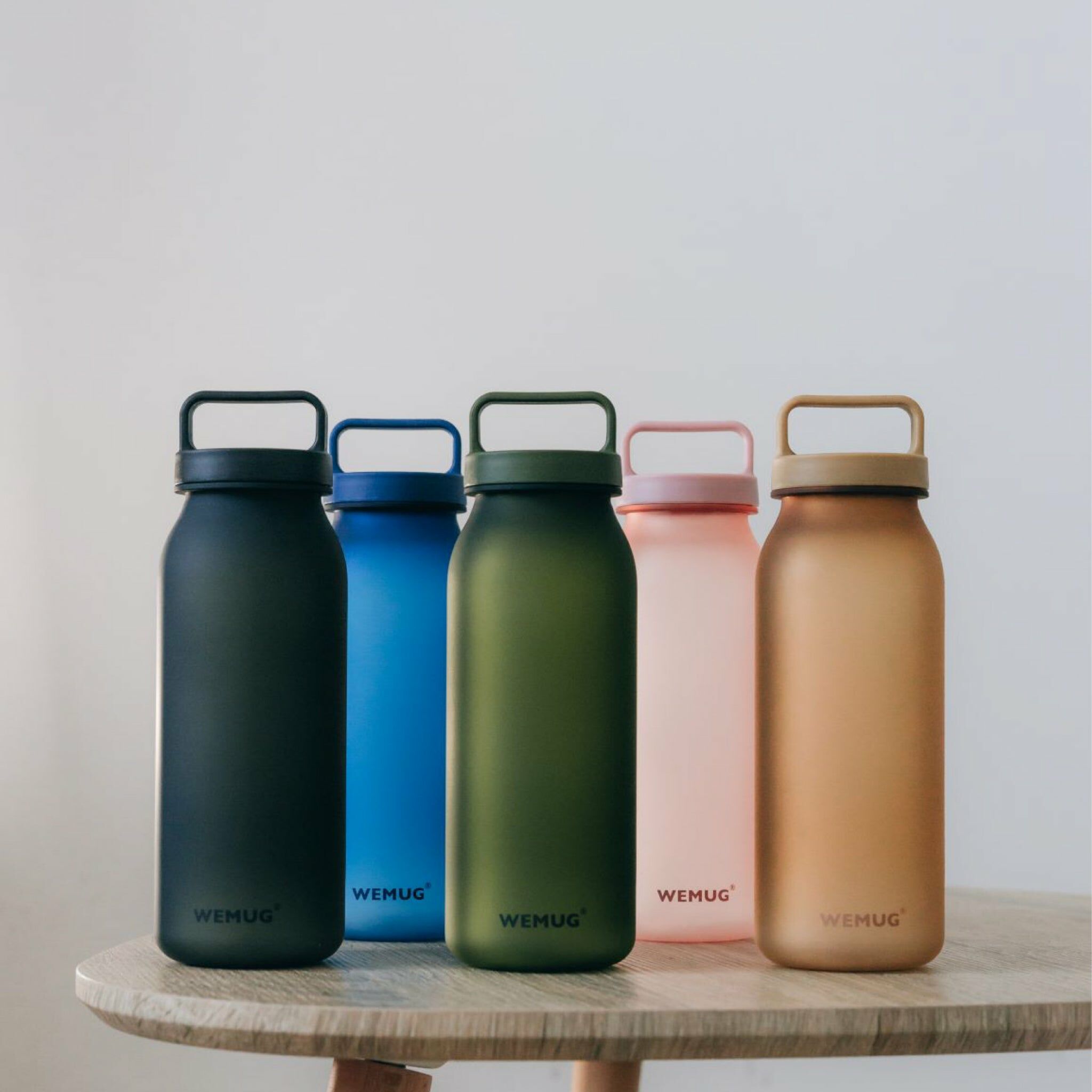 【WEMUG】 磨砂質感手提水壺 620ml / WM-FMT620