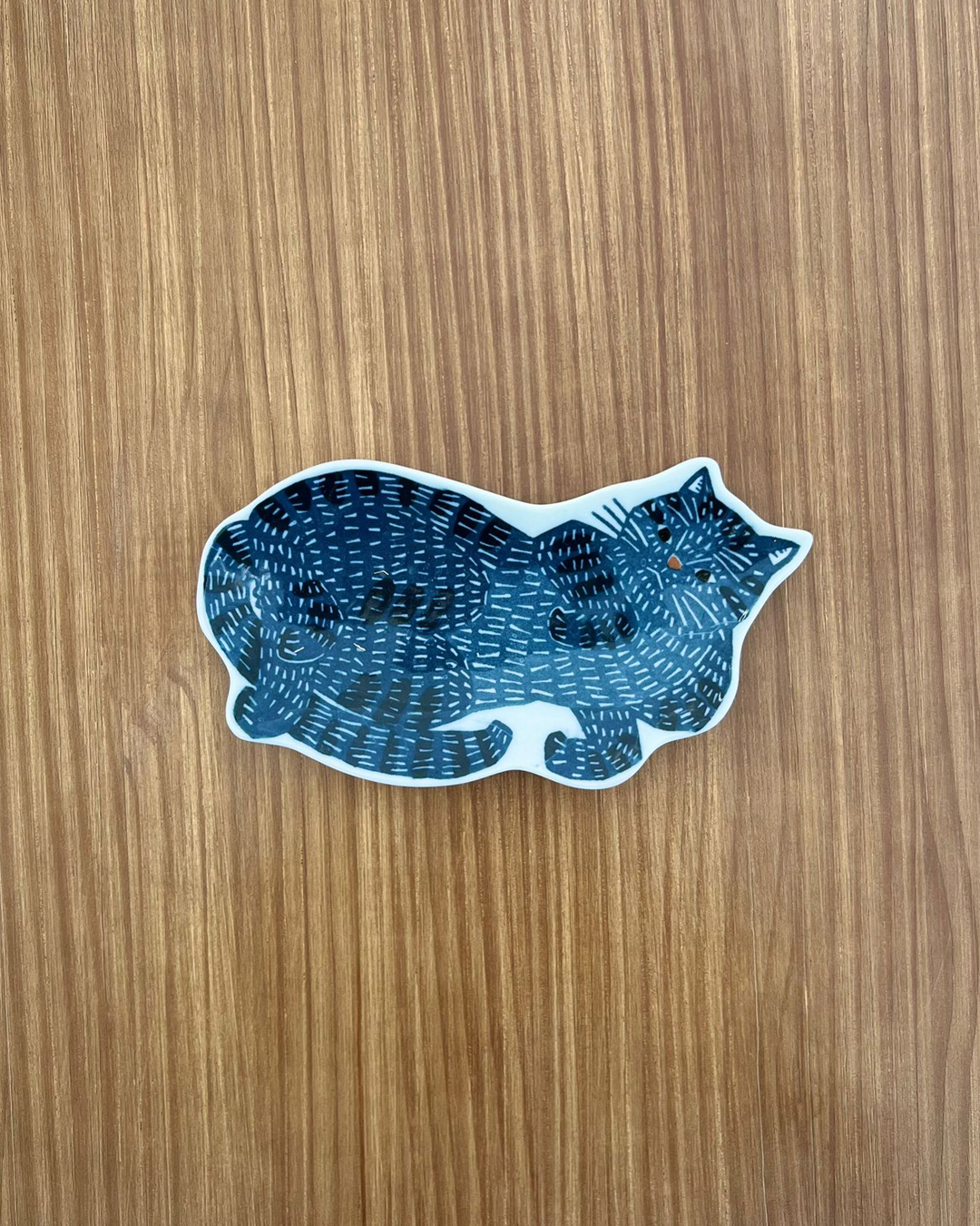 印判手大皿 黑貓｜kata kata x 倉敷意匠