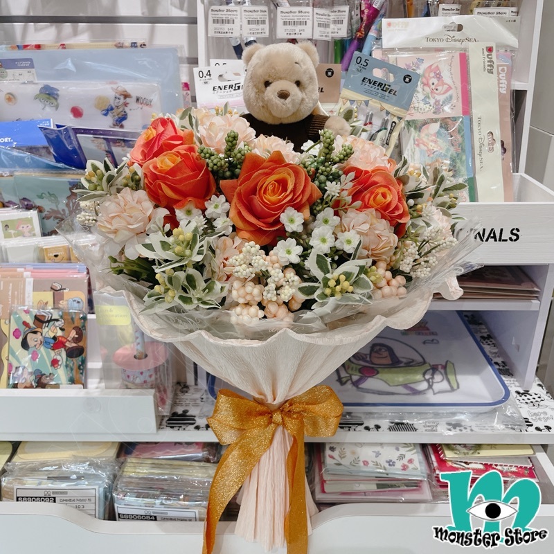 小熊維尼公仔花束