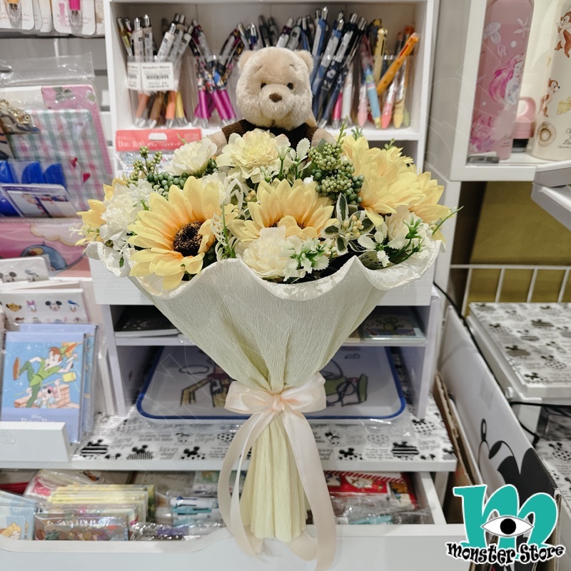 小熊維尼公仔花束