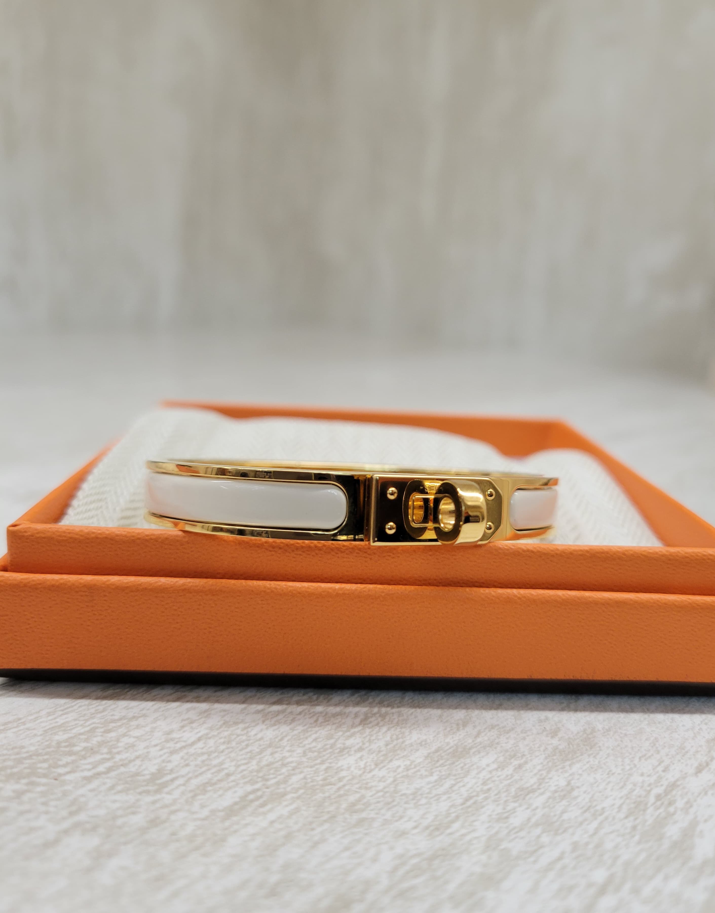 HERMES MINI CLIC KELLY  bracelet  cream F 手鐲 奶白拼金