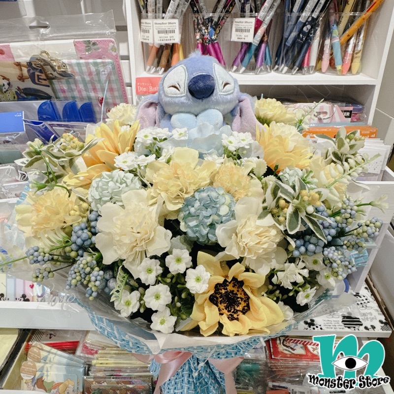 史迪仔公仔花束