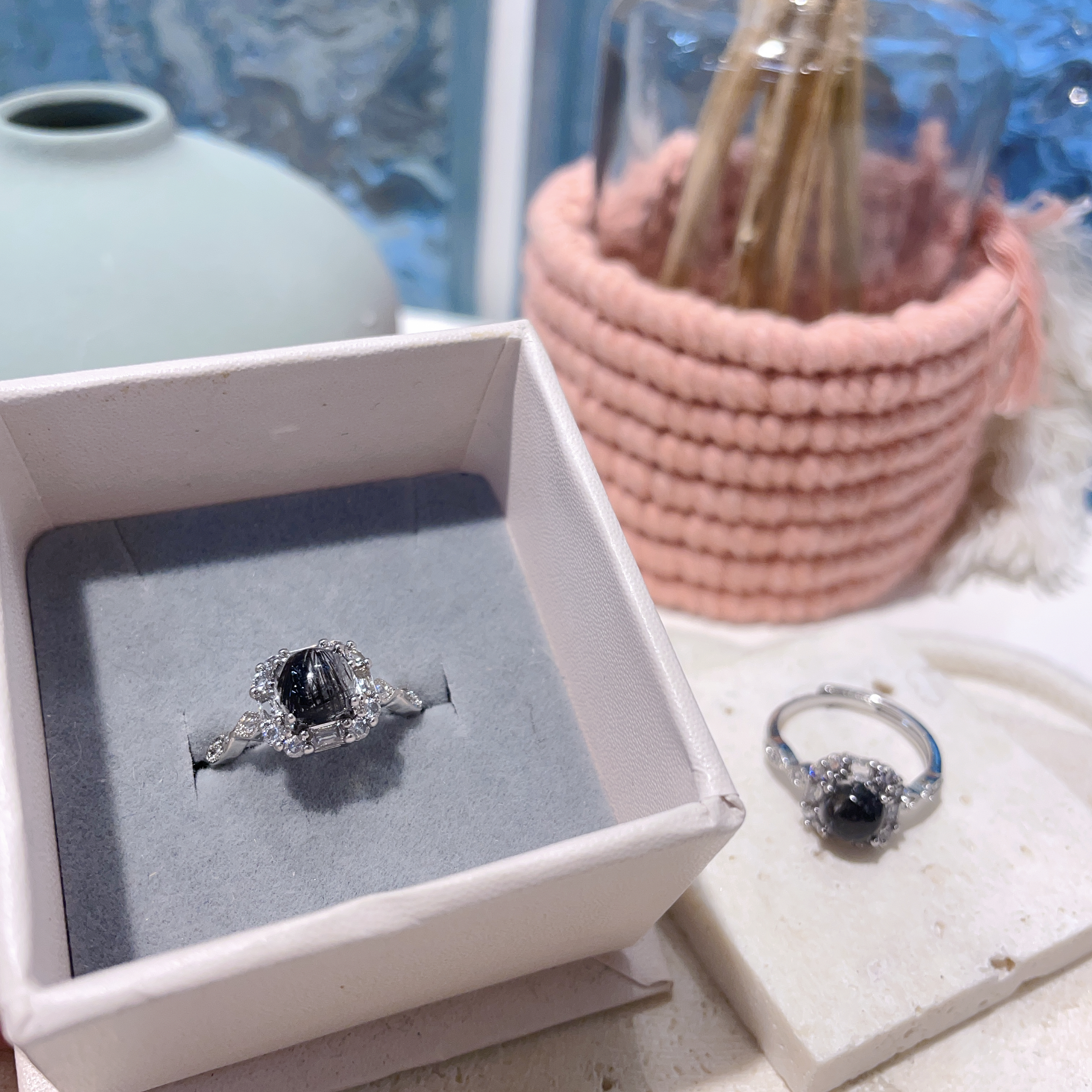 F006 方黑髮晶戒指