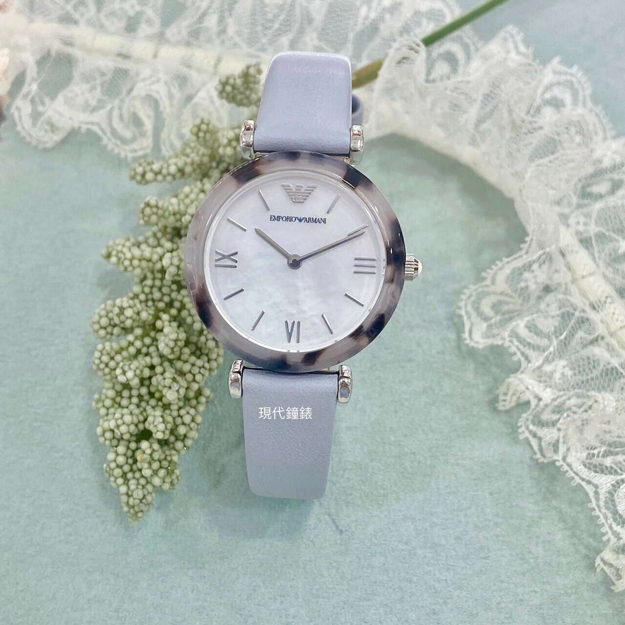 【EMPORIO ARMANI 亞曼尼】都會優雅時尚腕錶AR11002 33mm 現代鐘錶