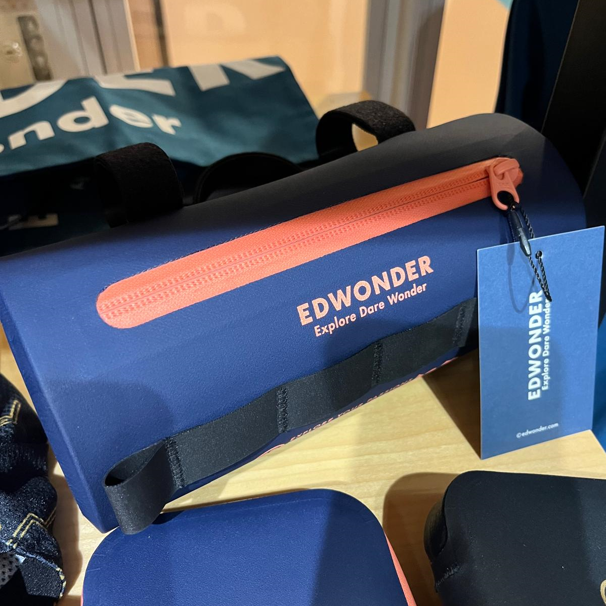 Edwonder 多用途防水迷你車把包 (215 xΦ100mm)