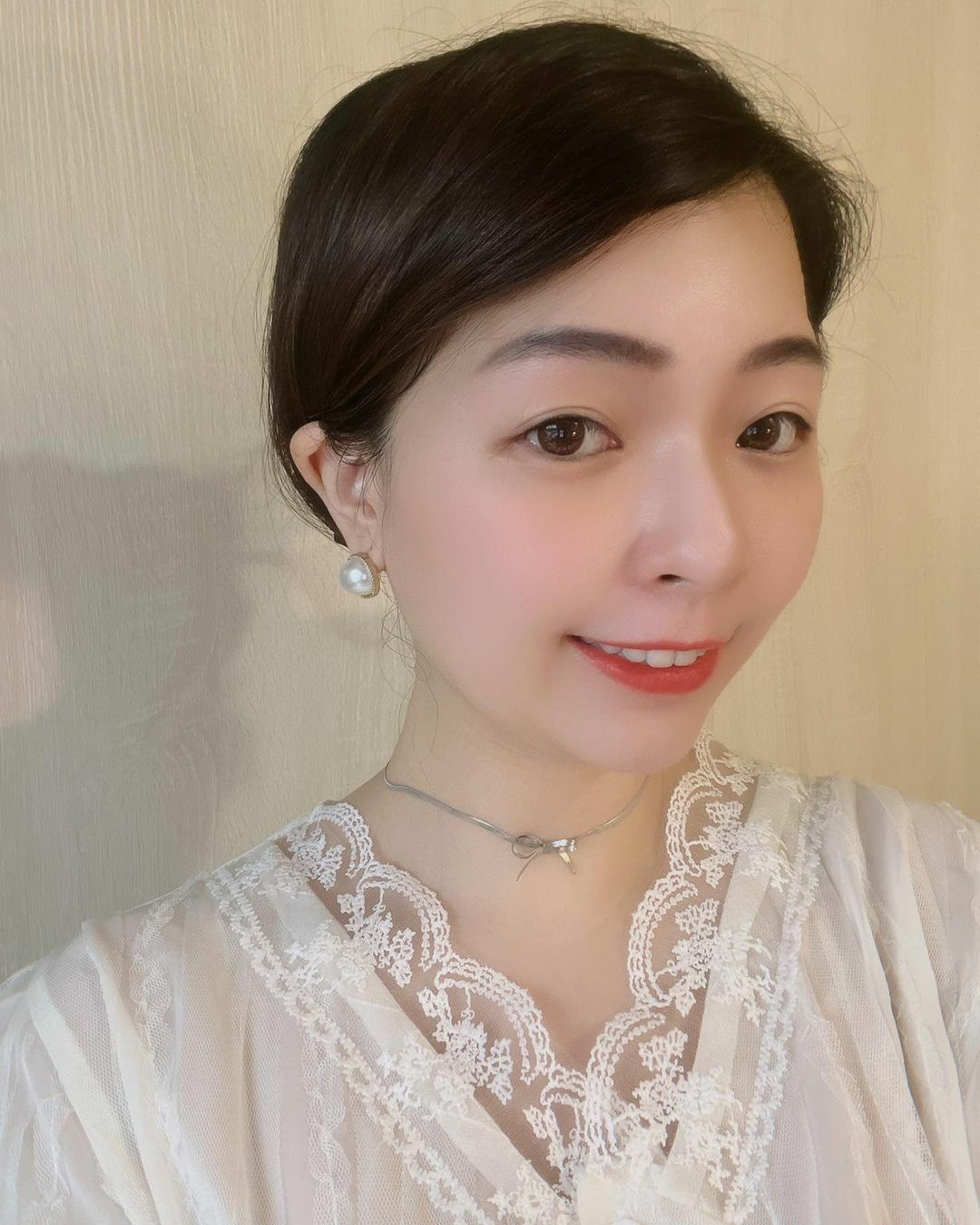 珍珠,珍珠耳環,pearl,飾品,耳環,earring,純銀,純銀飾品,珍珠首飾,珠寶,台灣飾品,韓國飾品,s925,316L,hudeselect,selectshop,浪漫,溫柔,ootd,時尚,流行,趨勢,穿搭,網美