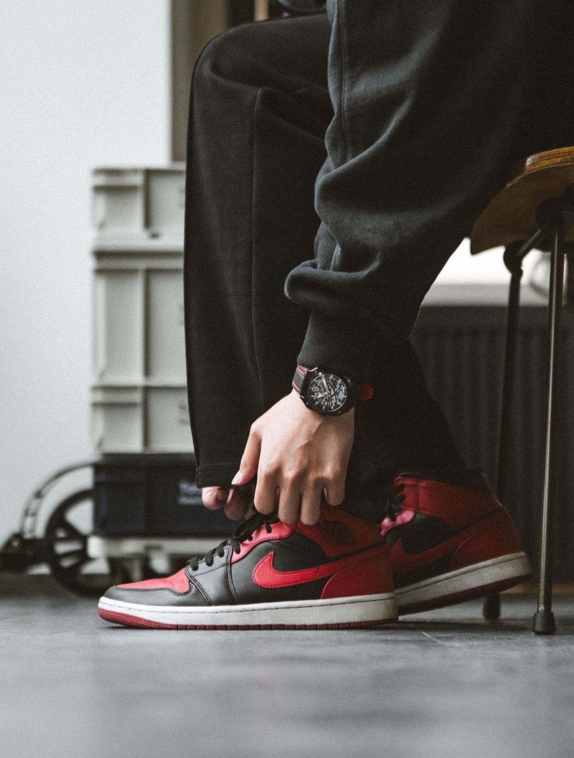 AIR JORDAN 1 MID BRED 黑紅 554724-074