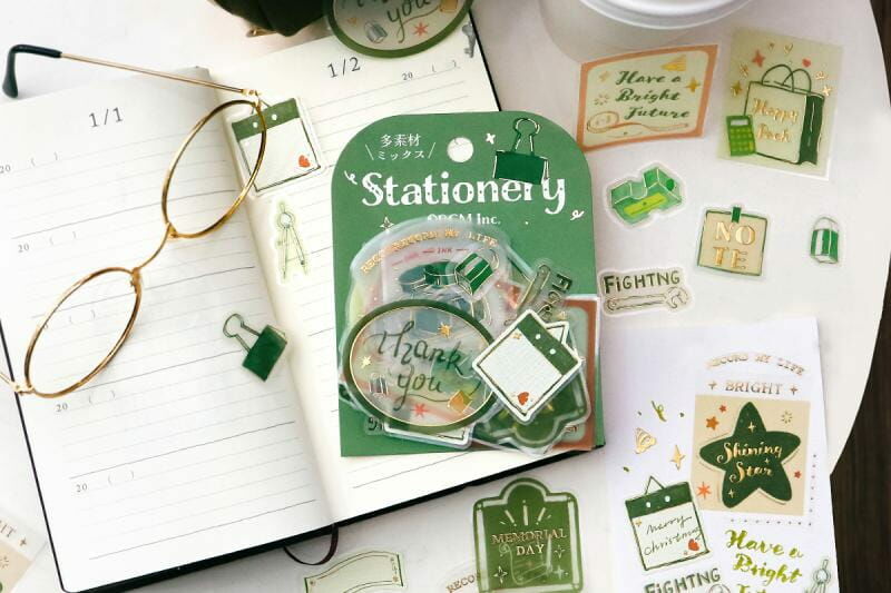 文具_假日巡禮 45枚 箔押 描圖紙貼紙包｜日本 BGM