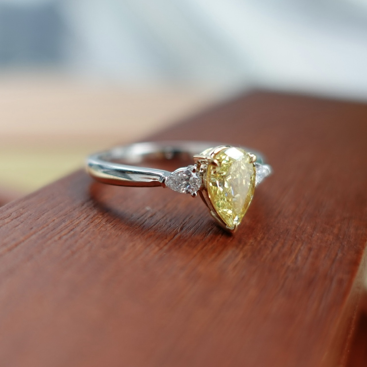 18K Yellow Gold Fancy Yellow Diamond Ring (GIA)