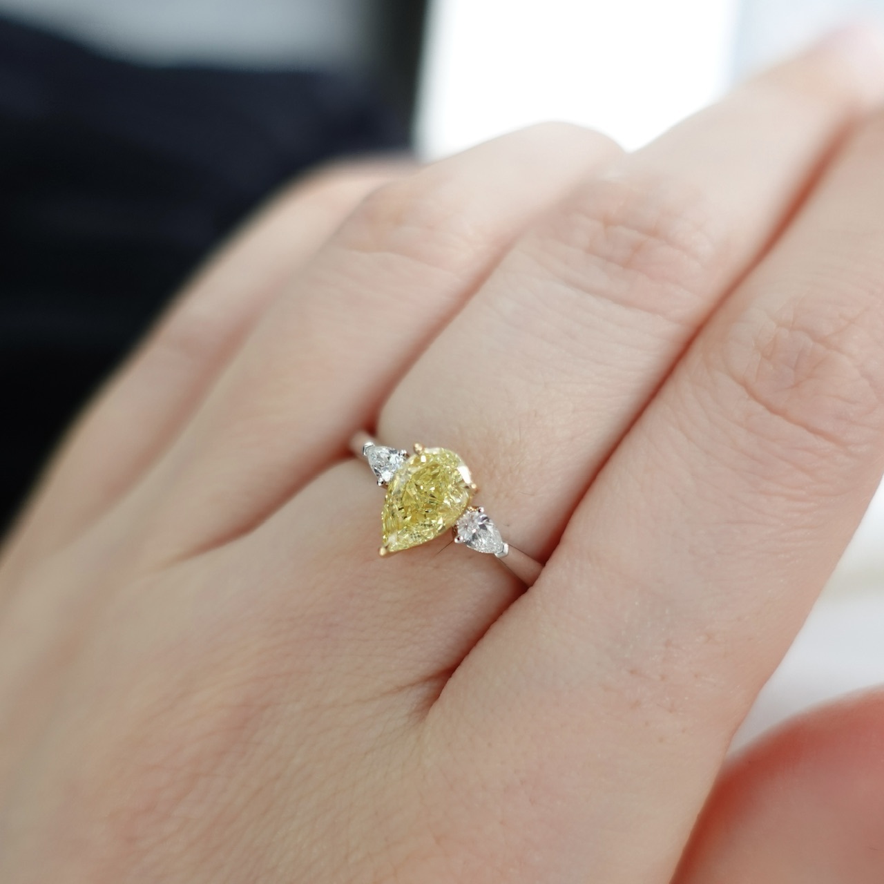 18K Yellow Gold Fancy Yellow Diamond Ring (GIA)