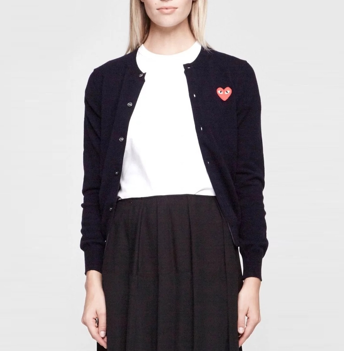 COMME des GARCONS BLACK/RED HEART BUTTON CARDIGAN - GIRL SIZE XS IN STOCK NOW (現貨發售中)