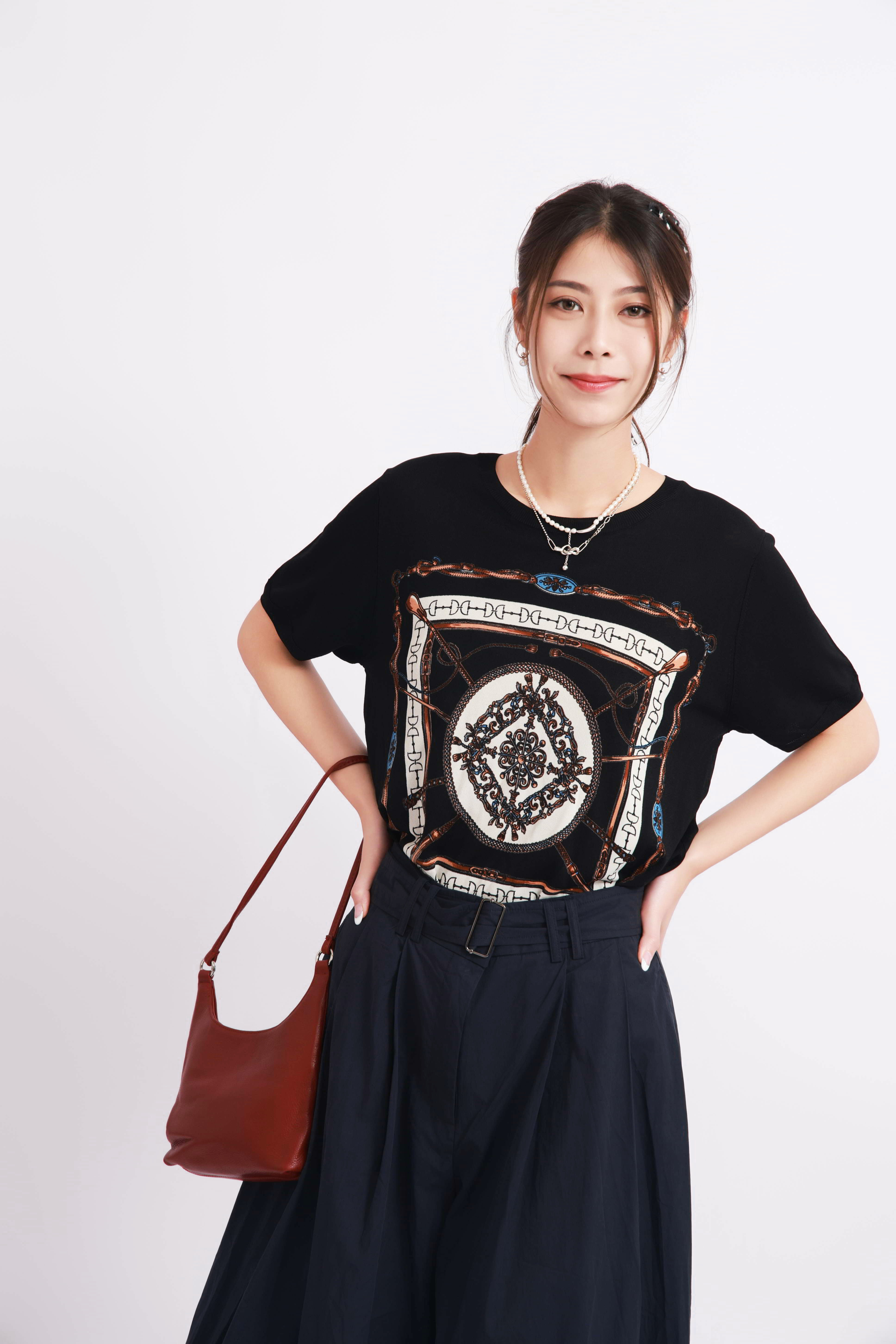 絲巾圖案織花針織上衣（現貨款式）