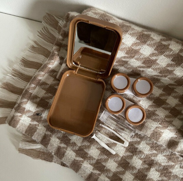 Portable Cosmetic Contact Lenses contact lens companion box care box two packs (brown single box 81*60*22mm)